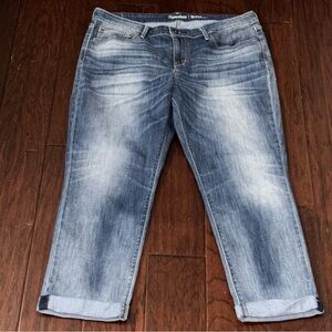 Signature by Levi Strauss Light Blue Ankle Jeans